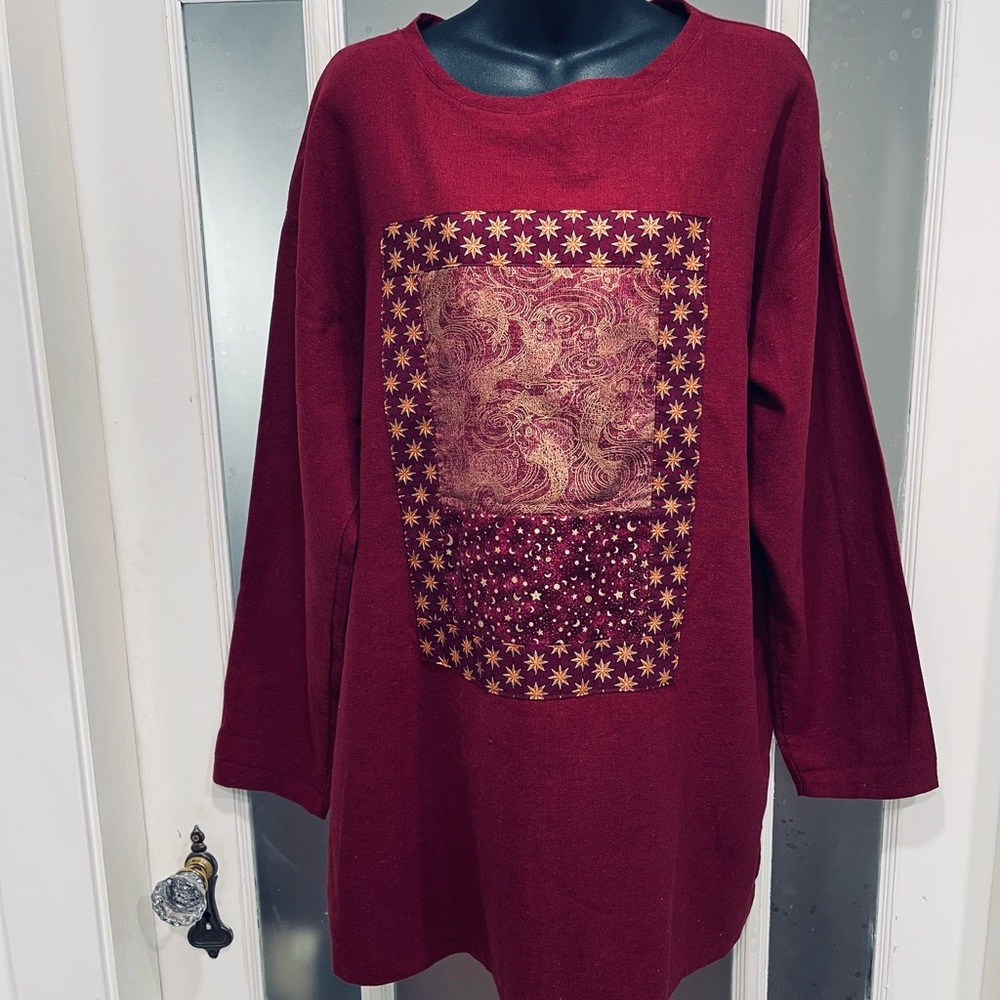 Elegant Burgundy Women's Tunic with Intricate Design
